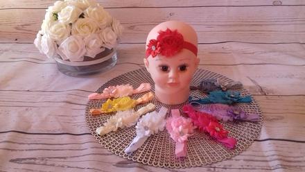 Nádherné čelenky v super stave,