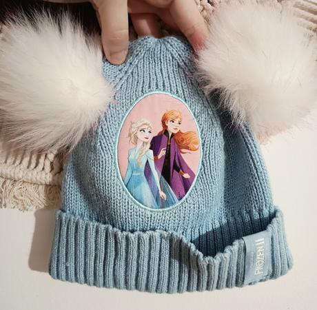 Čiapočka frozen s bombuľkami, disney,104