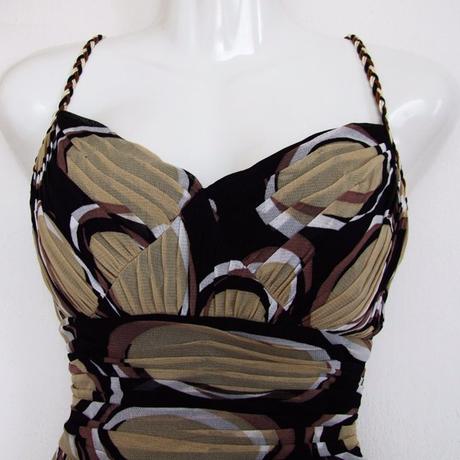 Koktailové šaty, 44