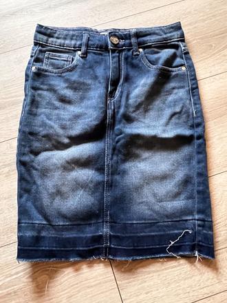 Sukna zn. reserved vel. 34 alebo 158, 158