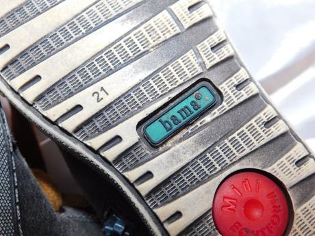 Kvalitne kožene topanky,na boku zips, bama,21