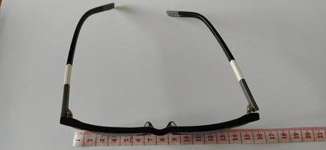 Značkové slnečné okuliare, 