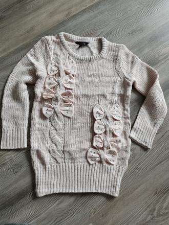 Predĺžený svetrík, 110