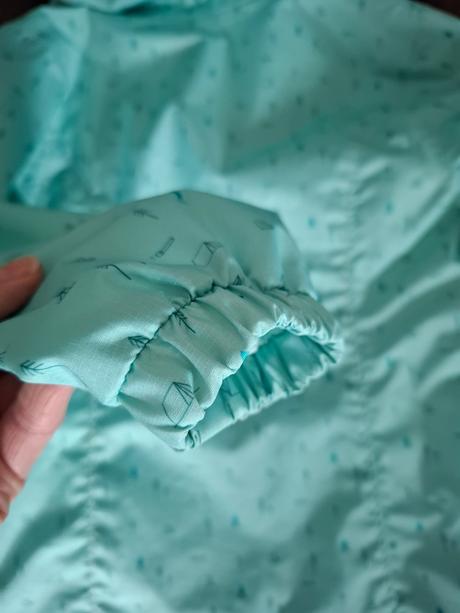 Vetrovka, quechua,110