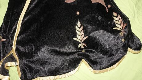 Saty pre annu z disney store,