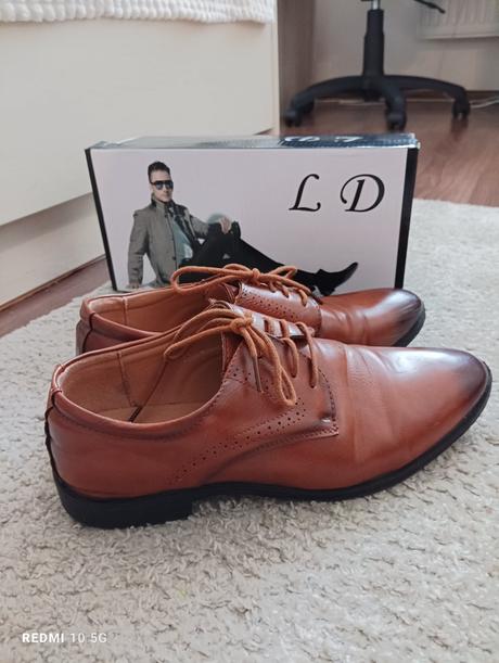 Elegantné topánky, 40