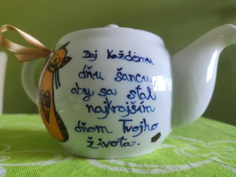 Porcelánový čajník ručne maľovaný, 