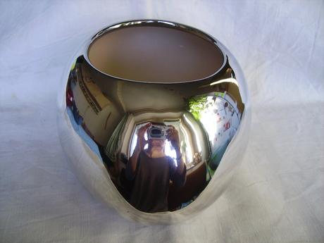 Strieborná keramická misa alebo kvetináč, 