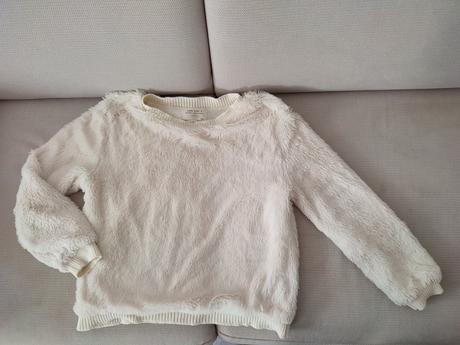 Úžasný kožuštekový svetrík,top, zara,140