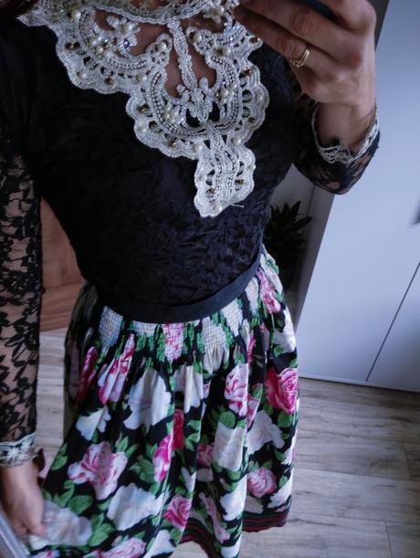 Damska sukna kvietkovana midi, s