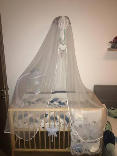 Predám postieľku s baldachýnom, šírka (cm): 50,dĺžka (cm): 100