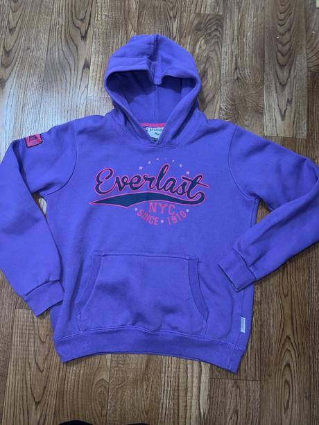 Mikina s kapucnou, 146