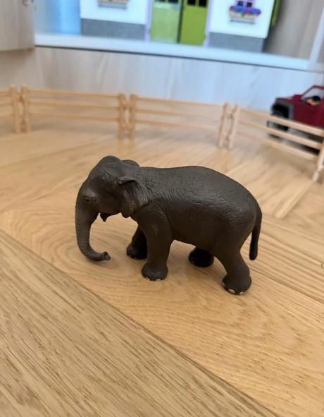 Schleich slon, 