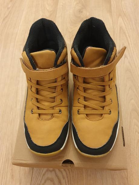Prechodne topanky, baťa,36