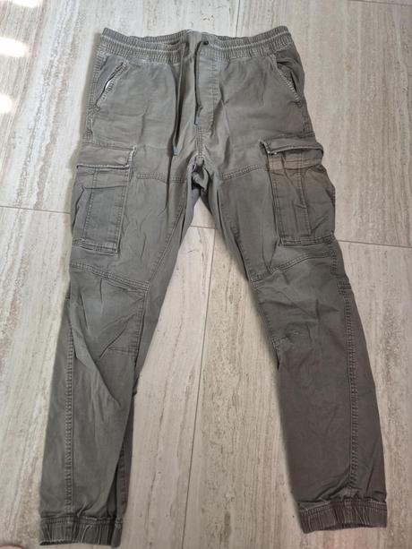 Zelene nohavice, h&m,m