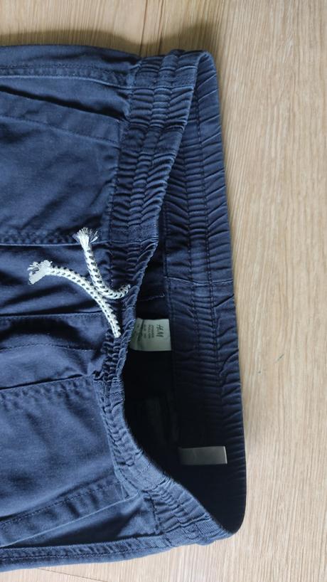 Nohavice v 140, h&m,140