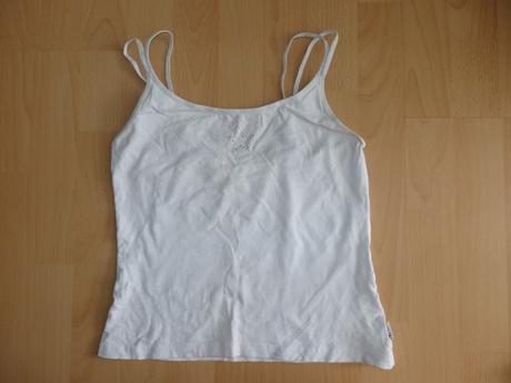 Biele dievcenske tielko, 152