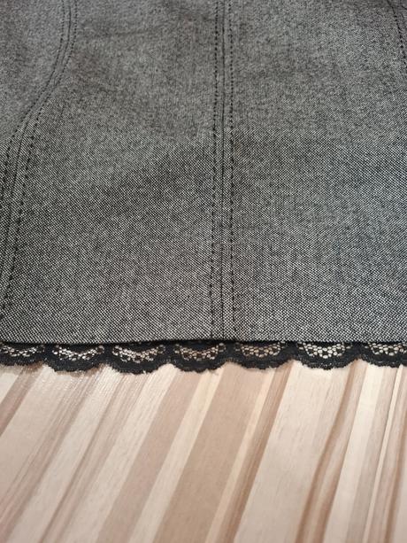 Kvalitná biznis sukňa, marks & spencer,l