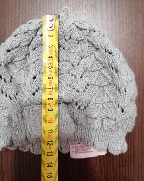 Šeda baretka, h&m,74