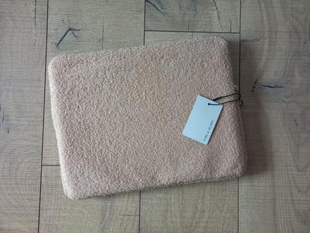 Puzdro na notebook plysove/fire and glory, tchibo