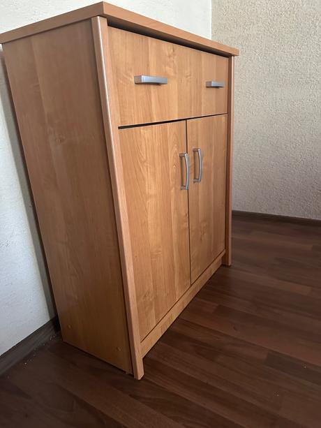 Malá komoda.,