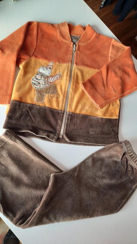 Zamatová súpravička, 86