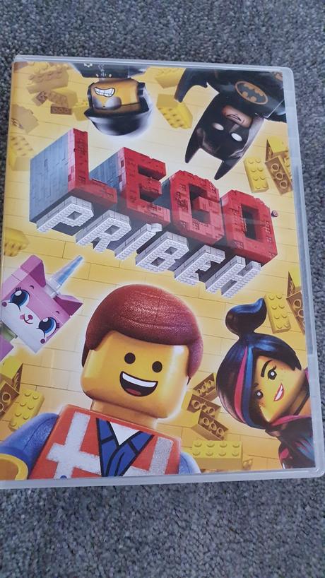 Dvd lego príbeh + prívesky, 