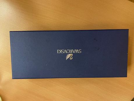 Swarovski -nahrdelnik, swarovski