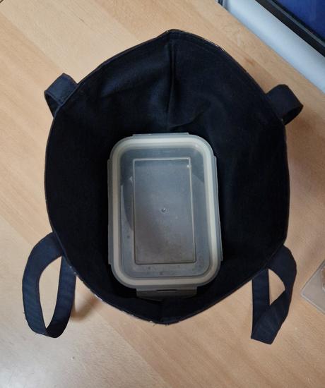 Taška z obalu od kávy tchibo,