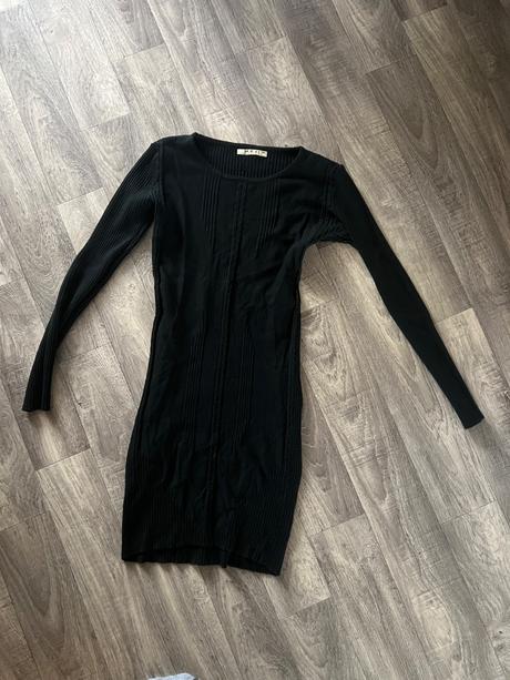 Predĺžený svetrík, xs