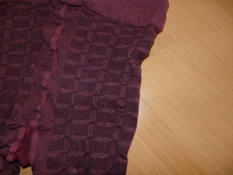 Dievcenske fialove puncochy, 152