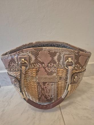 Guess kabelka s hadím vzorom, guess