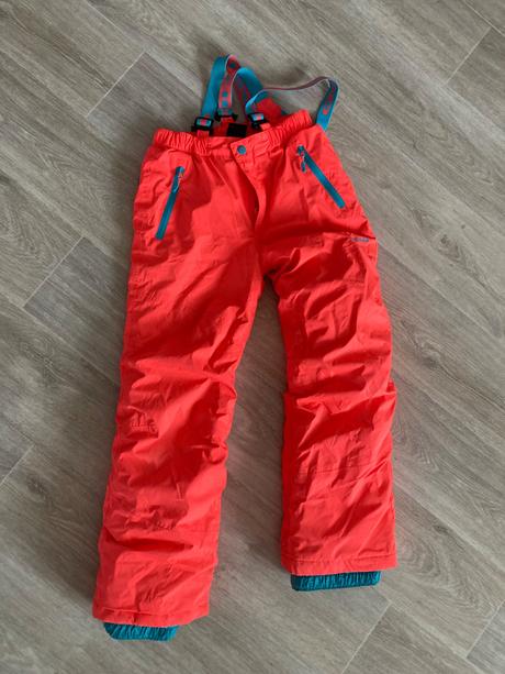 Oteplovaky head, 140