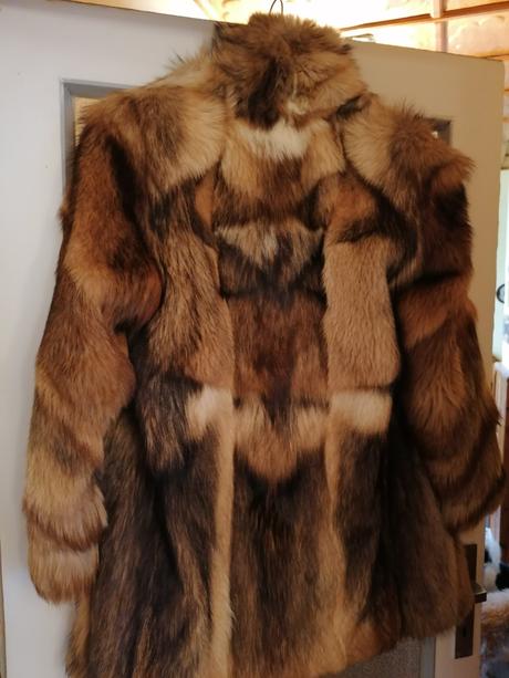 Dámsky kožuch, 46