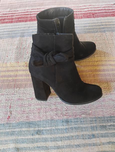 Cizmy s mašľou, 36