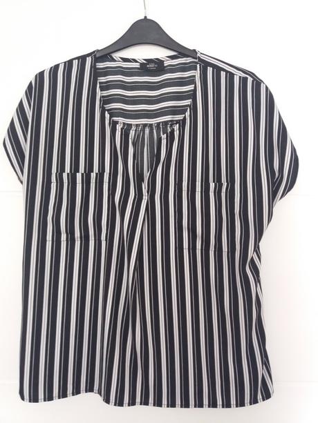 Dámska čierno-biela pásikavá blúzka, 44