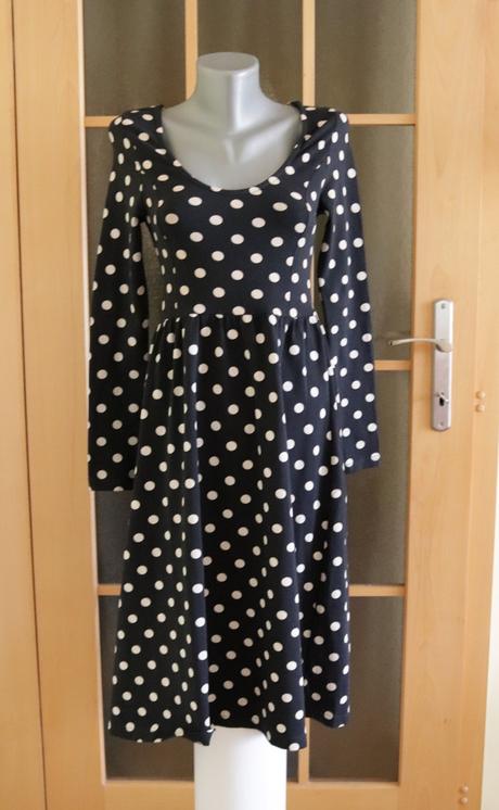 Šaty - bezchybný stav, m