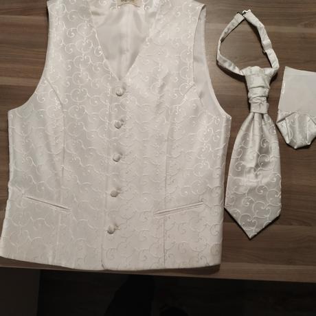 Krasna svadobna vesta jamel, vel.48, 48