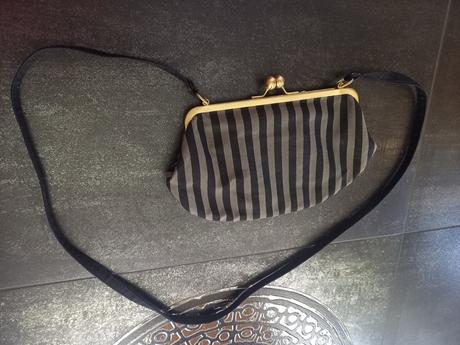 Stylova kabelka popular, 