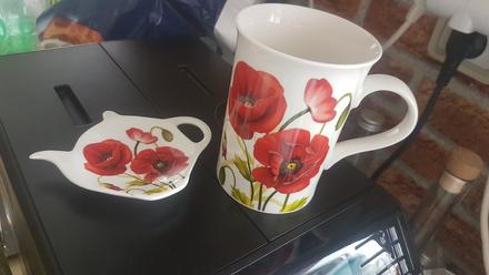 Hrnček/pohár/šálka s pokrývkou, 