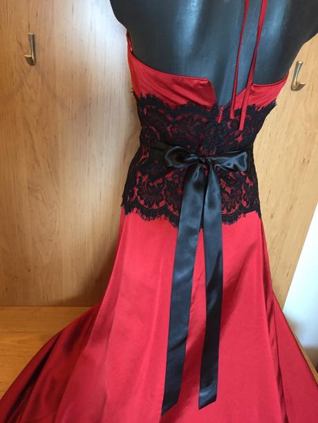 Nadherne carmen saty, c&a,36