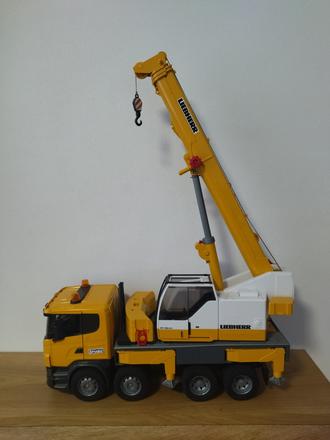 Bruder žeriav 3571, 