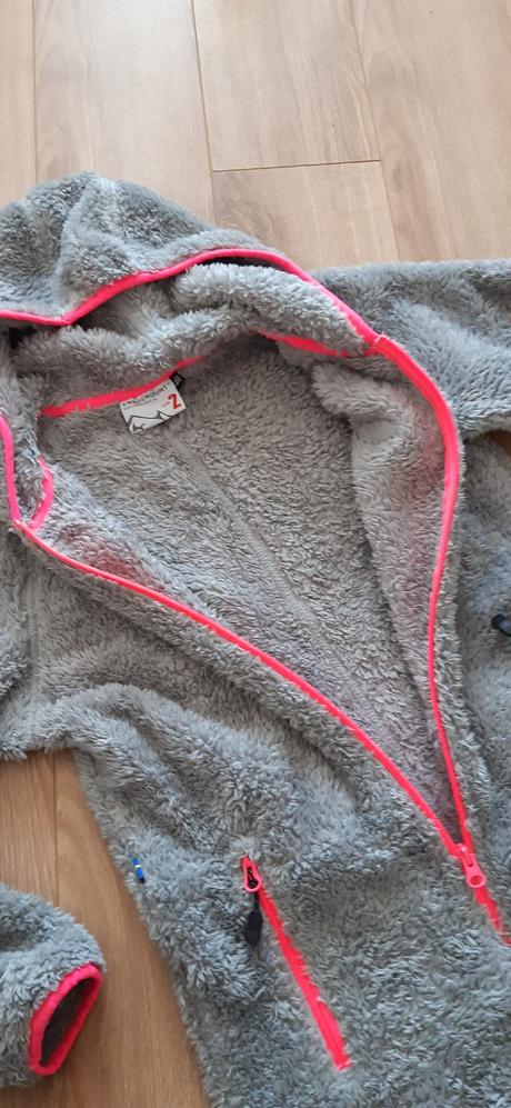 Chlpatkový overal, 140