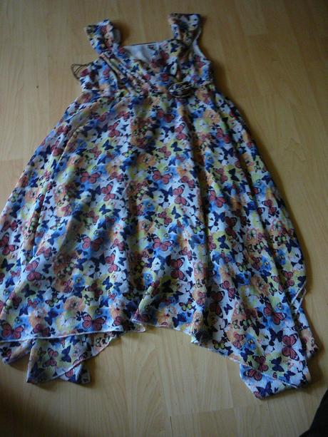 Dievcenske saty, 146