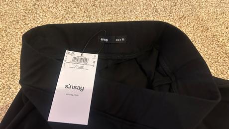 Kraťase-sukňa, sinsay,m