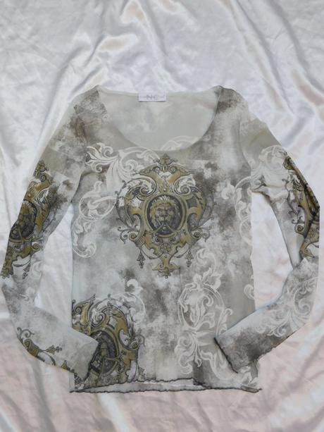 Luxusny tenky pulover/tričko, 38