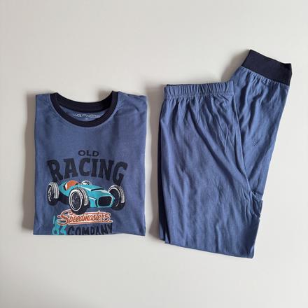 Chlapčenské pyžamo, 152