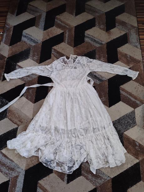 Šaty na 1.sv. prijímanie, 146