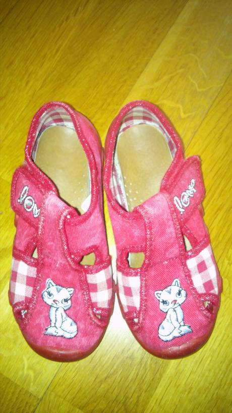 Mačičkove papučky č. 27, 27