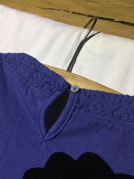 Nenosené príjemné etno tričko, m